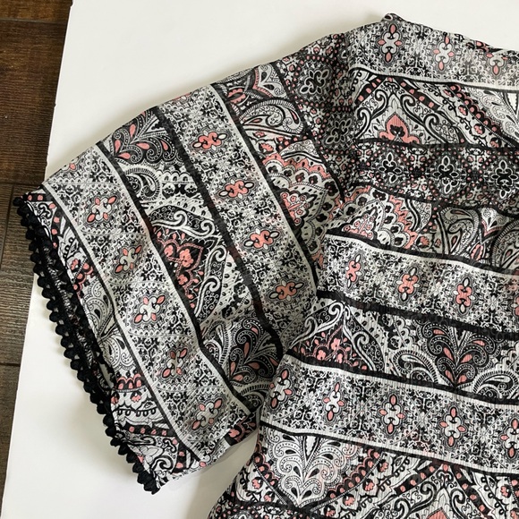 Mudd Women's Paisley Sheer Top Shirt Medium Y2K Black Soft Rose Boho Festival - Picture 16 of 16